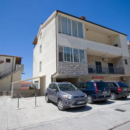 Argus 3 - Center Apartman Makarska