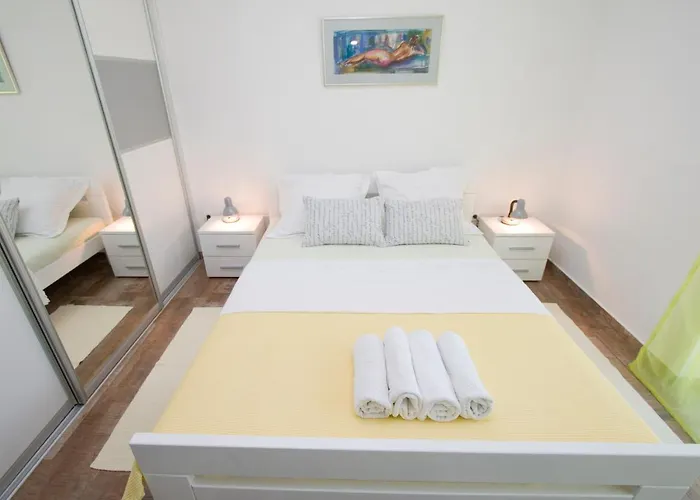 Argus 3 - Center Apartamento